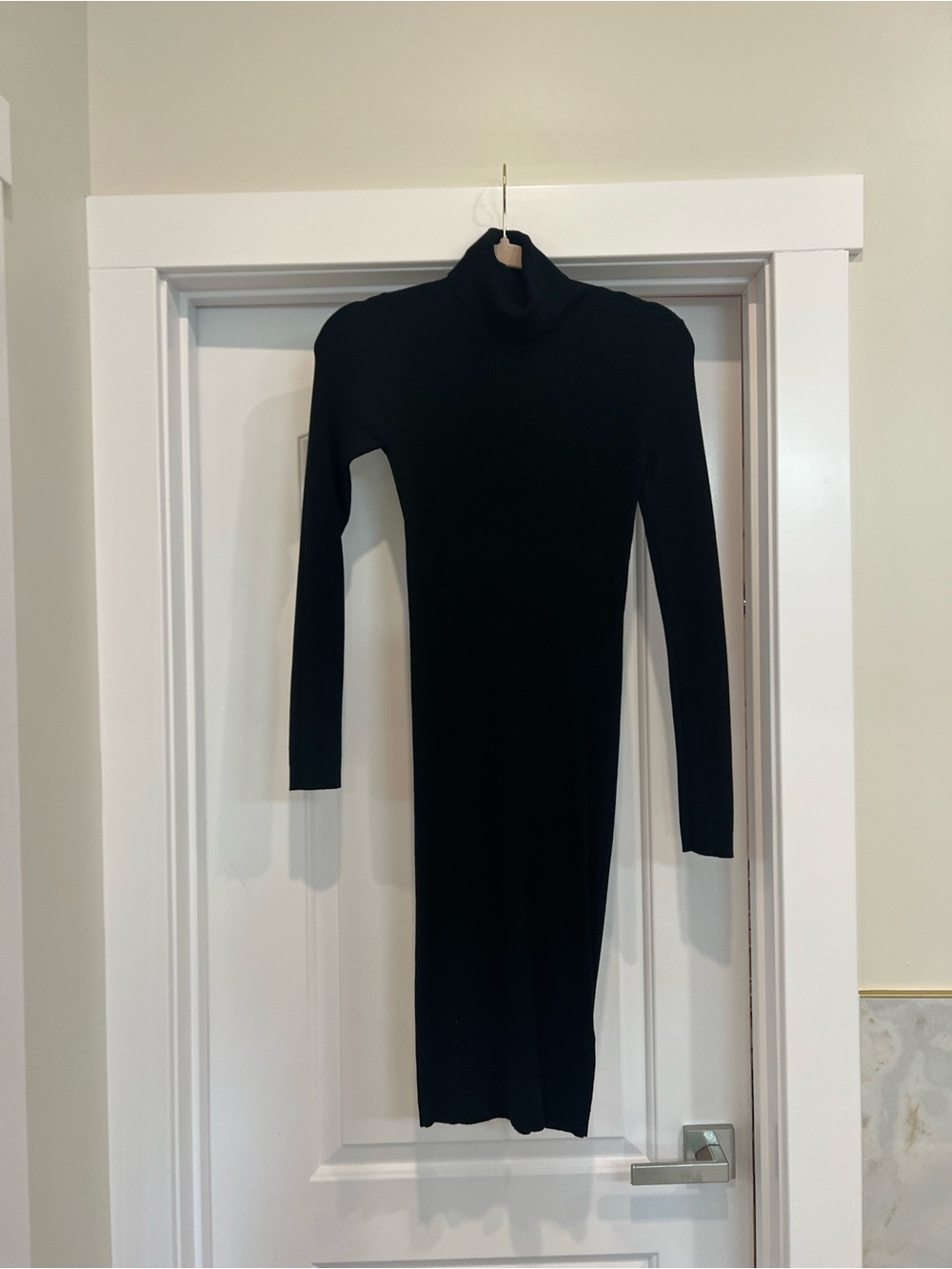Express Black Long-Sleeve Turtleneck Midi Dress